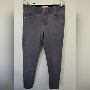 Democracy Gray Skinnies Size 10